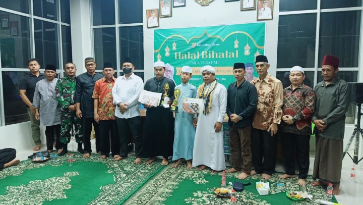 Ijin Melaporkan  30/04/2024 Kelurahan Jawa  Melaksanakan Halal bihalal dan Silaturahmi serta Memberikan Uang Pembinaan Kepada Kafilah MTQ kelurahan Jawa