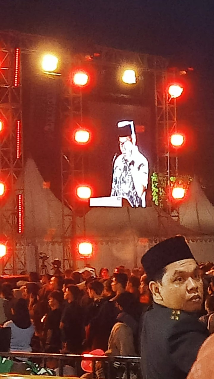 Ijin melaporkan 5/05/2024 Peluncuran Tahapan Pemilihan Walikota kota Samarinda oleh KPU kota Samarinda  Di halaman parkir GOR Segiri