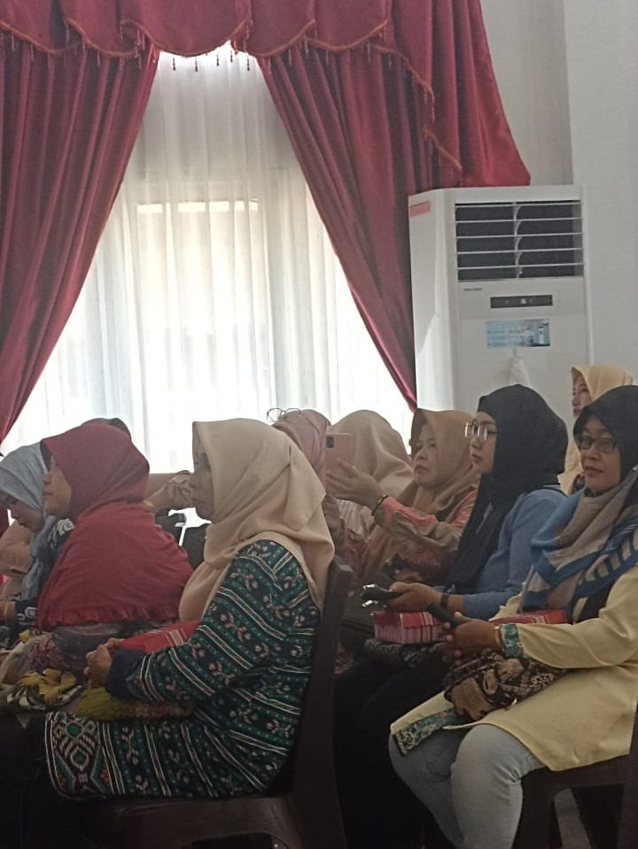 Ijin melaporkan 14/5/2024 Mengikuti Kegiatan Pembinaan UMKM "Strategi Pengembangan Bisni" di Aula Kecamatan Samarinda Ulu