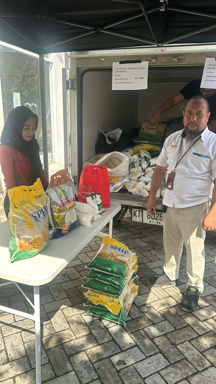 Ijin Melaporkan 5/14/2024 Operasi Pasar Murah di Halaman Kantor Kelurahan Jawa