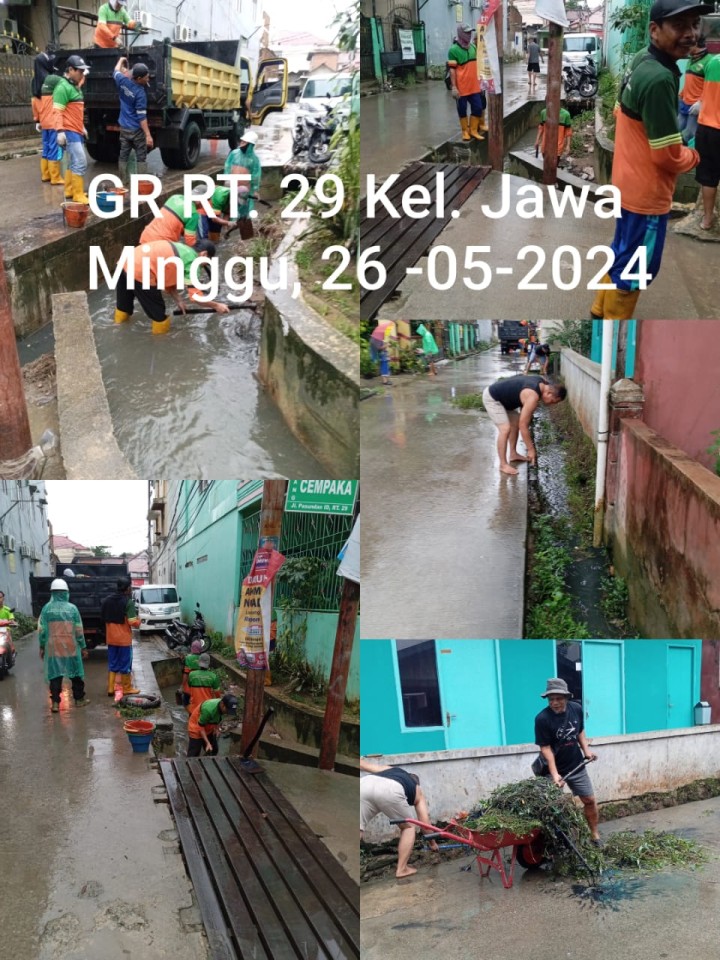 Kegiatan Gotong Royong RT tanggal 26/5/2024 Kelurahan Jawa : 01√, 02√, 03√, 06√, 08√, 09√, 10√, 11√, 14√, 15√, 17√, 19√, 20√, 21√, 23√, 25√, 28√, 29√, 32√, 34√, dan 38√. Bersama ; - LuraH Jawa - kasi ekobang LH Kelurahan Jawa - Ketua Ketua RT dan seluruh warganya RT yg tercantum  - 1 DT PUPR dan Anggota TIm Hantu banyu