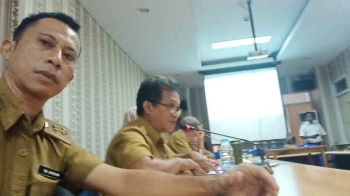 Ijin melaporkan 10/6/2024 Lurah Menghadiri Rapat lanjutan Distribusi gas bersubdisi di dinas perdagangan