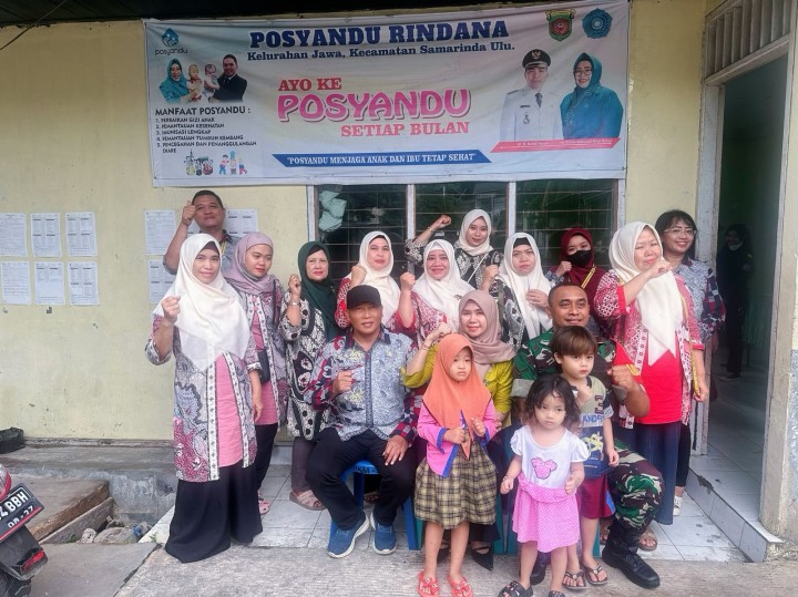 Ijin melaporkan 13/6/2024 Kasi Kesra, Kasi Tapem, dan Babinsa Kunjungan kegiatan Posyandu Rindana dan monitoring PMT balita