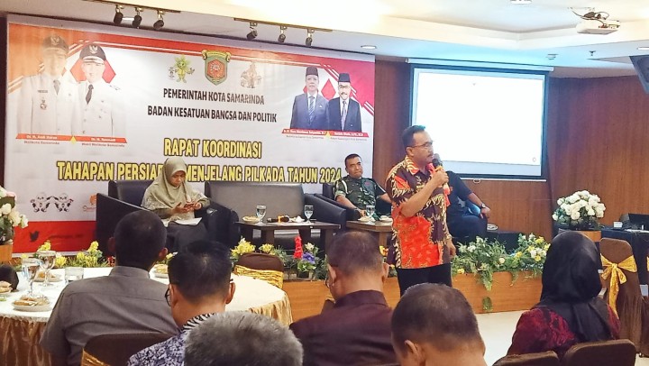 Ijin melaporkan 14/06/2024 Lurah kelurahan Jawa mengikutin Kegiatan Rapat tahapan Persiapan menjelang Pilkada Tahun 2024