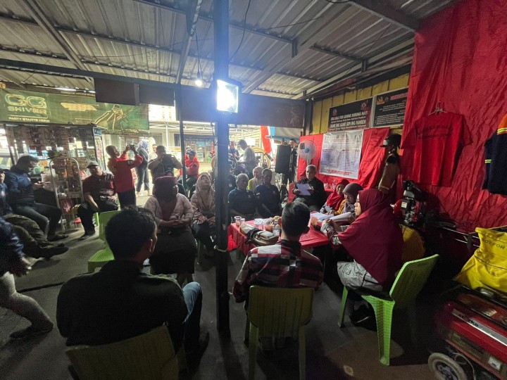 Ijin Melaporkan Kelurahan Jawa 04/07/2024 Penilaian Probebaya award  dari  Tim Kecamatan  Samarinda ulu untuk RT 06 Jl. Semeru Kelurahan Jawa Hadir: Tim Kecamatan Samarinda ulu (Sekcam,Kasi Kesra kasi ekobang dan LH serta staf ), Pendampingan Lurah Jawa dan kasi kesra ,makasih ekobang, Ketua Pokams Merbabu Bersinar dan anggota, ketua RT 06, Ketua Relawan Balakar KPJ dan anggota, Ketua BDN Rescure dan Anggota