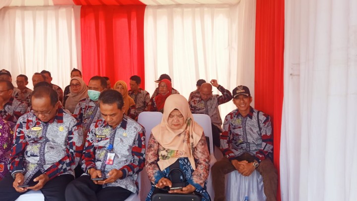 Ijin Melaporkan Kelurahan Jawa 04/07/2024 Menghadiri Festival Bangga Kecana Di Lapangan Parkir GOR Segiri