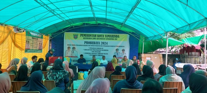 Ijin melaporkan  Kelurahan Jawa 09/07/2024 Penyerahan Probebaya 2024 Alat Sapras dan pemberdayaan 10 RT  Pokmas PMB Peradaban Mandiri Bersinar,  Bersama ; - Ketua TWAP - camat Samarinda ulu  - Lurah Jawa dan jajaran  - Babinsa - ketua PoKmas dan Anggota  - 10 RT dan perwakilan warga penerima Probebaya  - pedamping Probebaya Kel jawa 