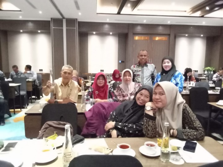 Ijin melaporkan 18/07/2024 Menghadiri Rapat Koordinasi dan Bimbingan Teknis penyusunan Laporan Pertanggung Jawaban Keuangan PPK dan PPS pada pemilihan Gubernur dan Wakil Gubernur kalimantan timur serta Wali Kota dan Wakil Walikota Samarinda di FUGO Hotel Samarinda