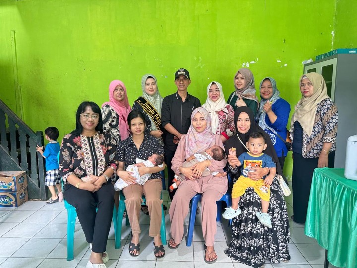 Ijin melaporkan 26/07/2024 Lurah Kelurahan Jawa Kunjungan Posyandu sekaligus PIN polio bersama Lurah dan TP.PKK kelurahan di Posyandu Lavender, Arjuna & Rindana