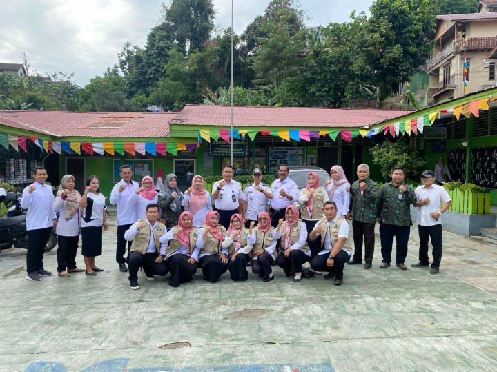 Ijin Melaporkan 07/08/2024 Camat Samarinda Ulu, Lurah Kelurahan Jawa, Kasi Kesra Kegiatan Verlap pengimbasan di SDN 001 Jl. Bukit barisan