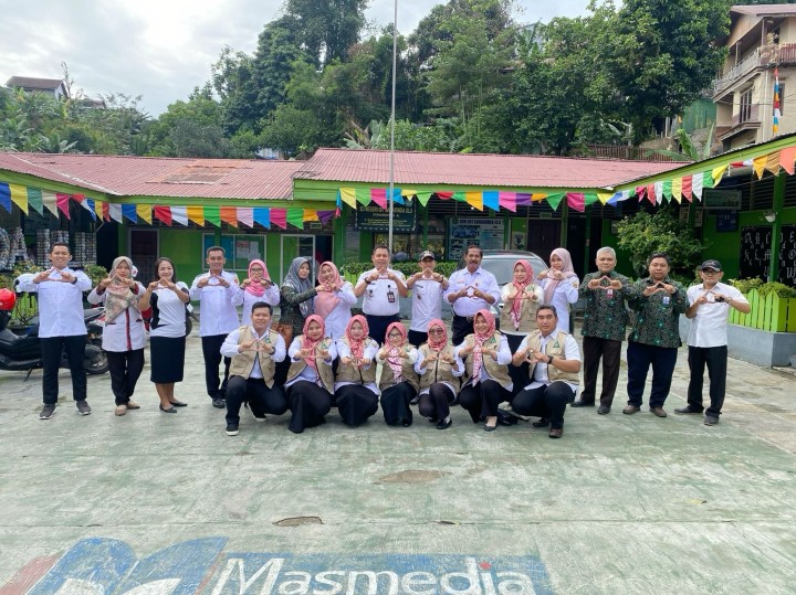 Ijin Melaporkan 07/08/2024 Camat Samarinda Ulu, Lurah Kelurahan Jawa, Kasi Kesra Kegiatan Verlap pengimbasan di SDN 001 Jl. Bukit barisan