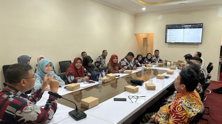 Mohon ijin menyampaikan 26/09/2024 Rapat Mekanisme pembagian Kartu SSN warga bersama Dinas Kominfo dan Bankaltim tara
