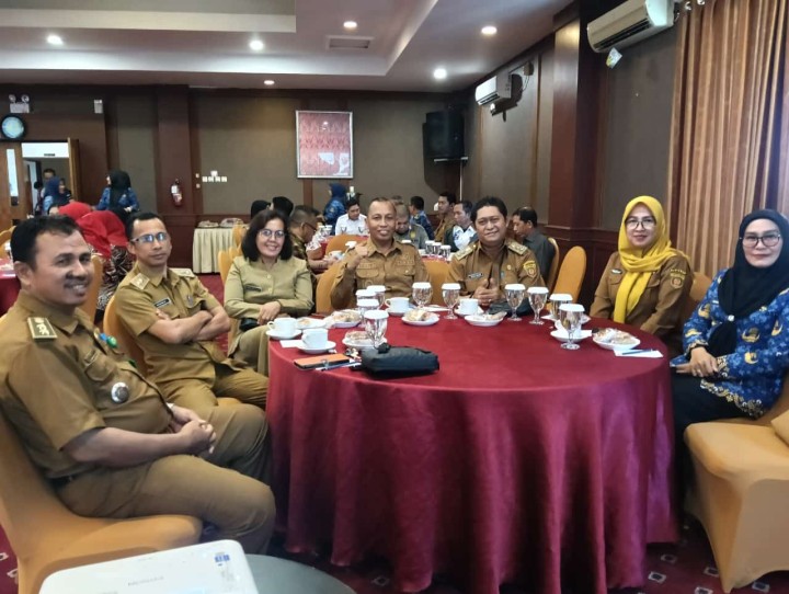 Mohon ijin melaporkan 28/10/2024 Lurah Jawa menghadiri kegiatan Forum Group Diskusi "Mewujudkan Layanan Prima Badan Kesbangpol Melalui Penguatan Tata Kelola Pelayanan Publik" Badan Kesatuan Bangsa dan Politik Kota Samarinda