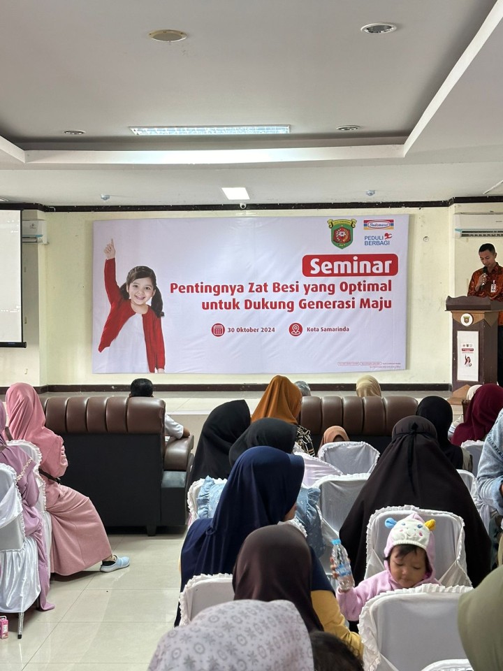Mohon ijin melaporkan 30/10/2024 Lurah Jawa dan Kasi Kesra menghadiri Seminar "Pentingnya Zat Besi yang Optimal untuk Dukung Generasi Maju" dan Penyerahan Bantuan Paket nutrisi dan Edukasi bagi Balita umur 1 sd 3 tahun se Kecamatan Samarinda Ulu