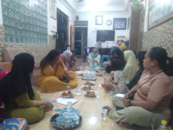 Mohon ijin menyampaikan 15/11/2024 Kasi Kesra Kelurahan Jawa Rembuk warga RT 9 bersama sekretaris dan anggota Pokmas Arjuna Cemerlang ketua RT pendamping pemberdayaan dan warga RT 9 Kelurahan Jawa Kecamatan Samarinda Ulu