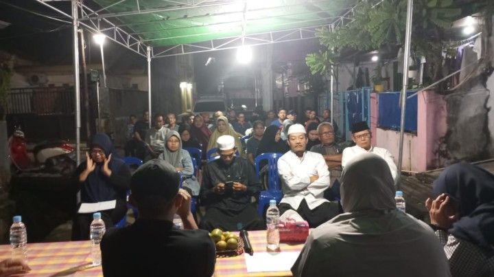 Mohon izin menyampaikan 17/11/2024 Kasi Ekobang & Lingkungan Hidup Mengawal Kegiatan Rembuk Warga di RT. 30 Kelurahan Jawa