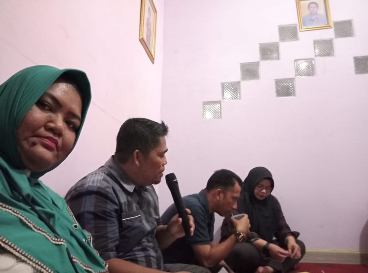 Mohon ijin menyampaikan 23/11/2024 Lurah Jawa dan Kasi Ekobang Kelurahan Jawa Kegiatan Rembuk Warga RT. 19 Kelurahan Jawa berjalan aman dan lancar