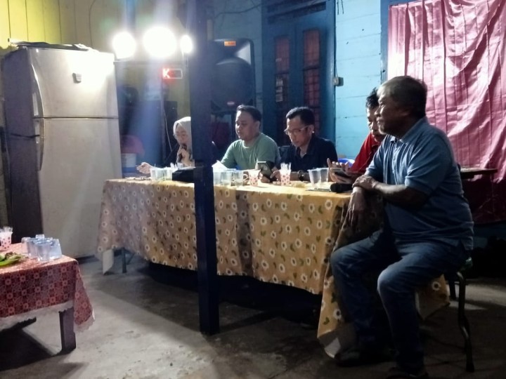 Mohon ijin menyampaikan 23/11/2024 Lurah Jawa dan Kasi Ekobang Kelurahan Jawa Kegiatan Rembuk Warga RT. 06 Kelurahan Jawa