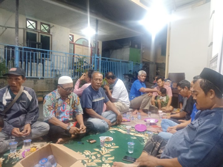 Mohon ijin menyampaikan 25/11/2024 Kasi Ekobang Kelurahan Jawa Kegiatan Rembuk Warga RT. 36, berjalan aman dan Lancar
