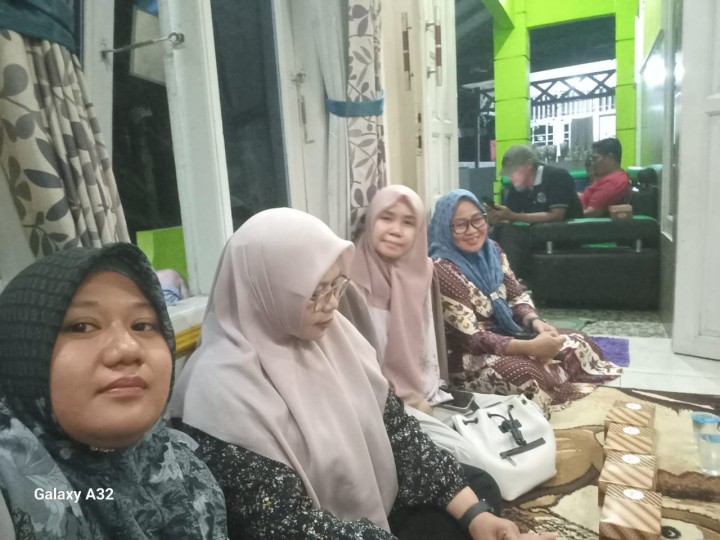 Mohon ijin menyampaikan 29/11/2024 Kasi Kesra  Kelurahan Jawa mengikuti Kegiatan Rembuk Warga di RT. 25 berjalan aman dan lancar