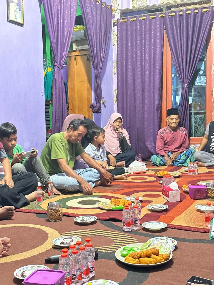Mohon Ijin menyampaikan 5/12/2024 Kasi Kesra Kelurahan Jawa menghadiri Kegiatan Rembuk Warga di RT 32 Kelurahan Jawa Kecamatan Samarinda Ulu Kota Samarinda