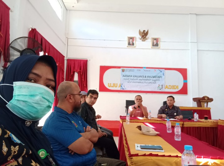 Mohon Ijin menyampaikan 6/12/2024 Lurah Jawa, Kasi Kesra, Kasi Ekobang, Bendahara Pembantu Bendahara dan Bendahara Pengurus Barang Kelurahan Jawa Mengikuti Kegiatan Rapat Koordinasi di Aula Kecamatan Samarinda Ulu
