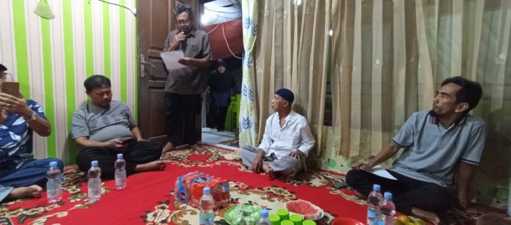 Mohon Ijin menyampaikan 6/12/2024 Lurah Jawa dan Kasi Ekobang Kelurahan Jawa menghadiri Kegiatan Rembuk Warga di RT 11 Kelurahan Jawa Kecamatan Samarinda Ulu Kota Samarinda