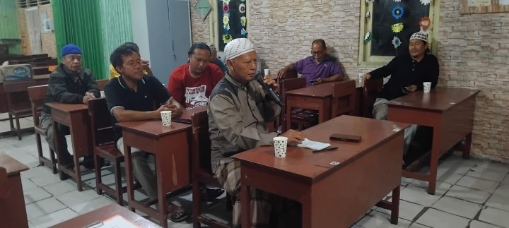 Mohon Ijin menyampaikan 7/12/2024 Kasi Kesra Kelurahan Jawa menghadiri Kegiatan Rembuk Warga di RT 23 Kelurahan Jawa Kecamatan Samarinda Ulu Kota Samarinda