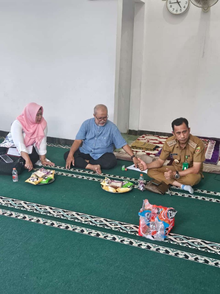 Mohon Ijin menyampaikan 10/12/2024  Lurah Jawa menghadiri Kegiatan Rembuk Warga di RT 40 Kelurahan Jawa Kecamatan Samarinda Ulu Kota Samarind