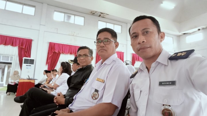 Mohon Ijin menyampaikan 15/1/2025 Lurah Jawa menghadiri Kegiatan Rembuk Stunting di Aula Kecamatan Samarinda Ulu