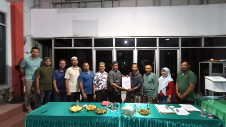 Mohon ijin menyampaikan 05/2/2025 Lurah Jawa, Seklur Jawa Beserta Staf menghadiri kegiatan Pemilihan RT 13 Kelurahan Jawa Kecamatan Samarinda Ulu