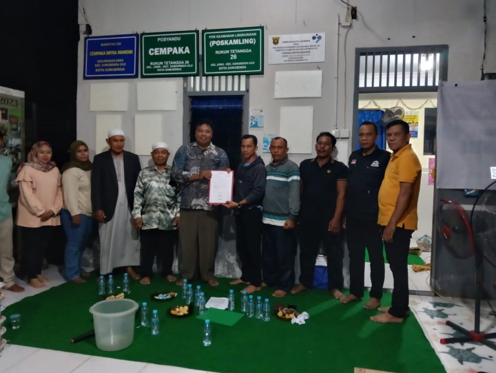Mohon ijin menyampaikan 10/2/2025 Lurah Jawa, Seklur Jawa Beserta Staf menghadiri kegiatan Pemilihan RT 26 Kelurahan Jawa Kecamatan Samarinda Ulu