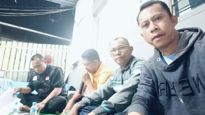 Mohon ijin menyampaikan 10/2/2025 Lurah Jawa, Seklur Jawa Beserta Staf menghadiri kegiatan Pemilihan RT 26 Kelurahan Jawa Kecamatan Samarinda Ulu