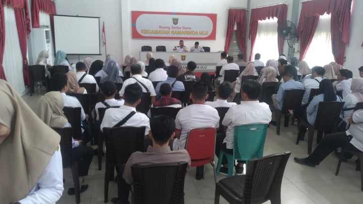 Mohon ijin menyampaikan 26/2/2025 Staf Non Asn Kelurahan Jawa menghadiri Rapat Koordinasi dan Penandatanganan SPK Non Asn OPD Kecamatan Samarinda Ulu di Aula Kecamatan Samarinda Ulu