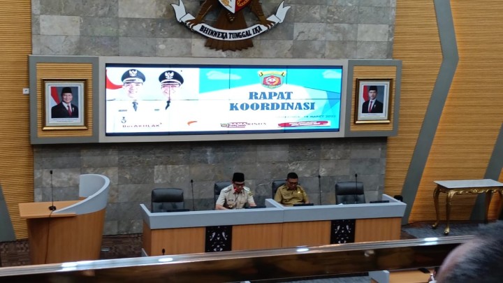 Mohon ijin menyampaikan 18/3/2025 Lurah Jawa menghadiri Rapat Koordinasi yang di pimpin Bapak Walikota beserta Wakil Walikota di Ruang Mangkupelas Balaikota
