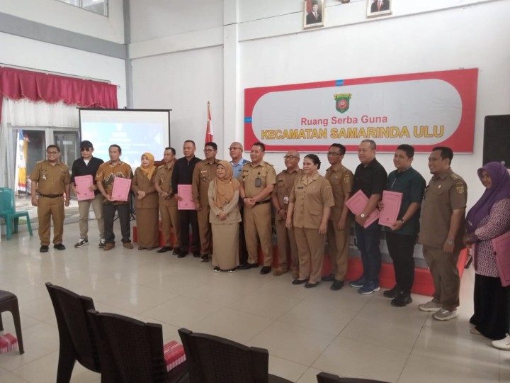 Mohon izin menyampaikan 20/05/2025 Lurah Jawa dan Kasi Kesra menghadiri Bimbingan Teknisi Pelaksanaan Probebeya tahun 2025 Di Aula Kecamatan Samarinda ulu