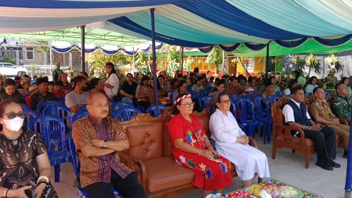 Mohon izin menyampaikan 10/06/2025 Lurah Jawa dan Babinsa Kelurahan Jawa menghadiri Kegiatan Acara Pentas Seni Sekolah Dasar Katolik 1 WR.Soepratman