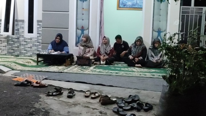 Mohon izin menyampaikan 13/04/2025 Kasi Kesra dan Kasi Ekobang menghadiri Sosialisasi pengolahan sampah rumah tangga RT.36 Sebagai Narasumber