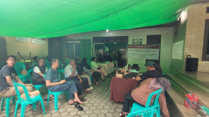 Mohon izin menyampaikan 15/06/2025 Lurah Jawa dan Kasi Kesra menghadiri kegiatan Sosialisai dan Edukasi Kesadaran Masyarakat dlm pengelolaan Sampah dan menjadi Narasumber di RT. 21 Kelurahan Jawa Kecamatan Samarinda Ulu