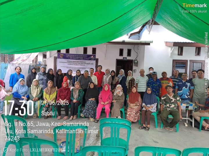 Mohon izin menyampaikan 21/6/2025 Lurah Jawa dan Kasi Kesra Menghadiri Kegiatan Sosialisasi dan edukasi Pilah sampah Rumah Tangga RT 01 Kelurahan Jawa