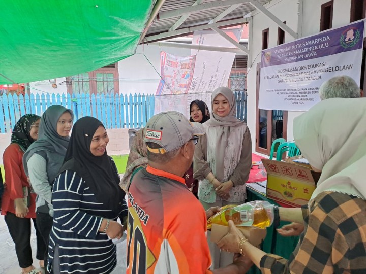 Mohon izin menyampaikan 21/6/2025 Lurah Jawa dan Kasi Kesra Menghadiri Kegiatan Sosialisasi dan edukasi Pilah sampah Rumah Tangga RT 01 Kelurahan Jawa