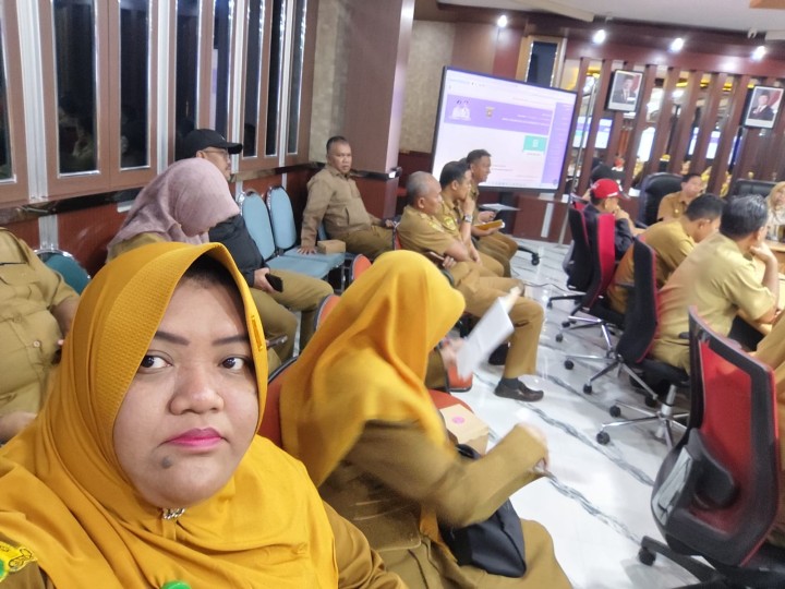 Mohon izin menyampaikan 24/6/2025 Kasi Ekobang & LH dan Kasi Kesra menghadiri Rapat Pengendalian Pelaksanaan Probebaya TW  II tahun 2025 di Baperida Kota Samarinda