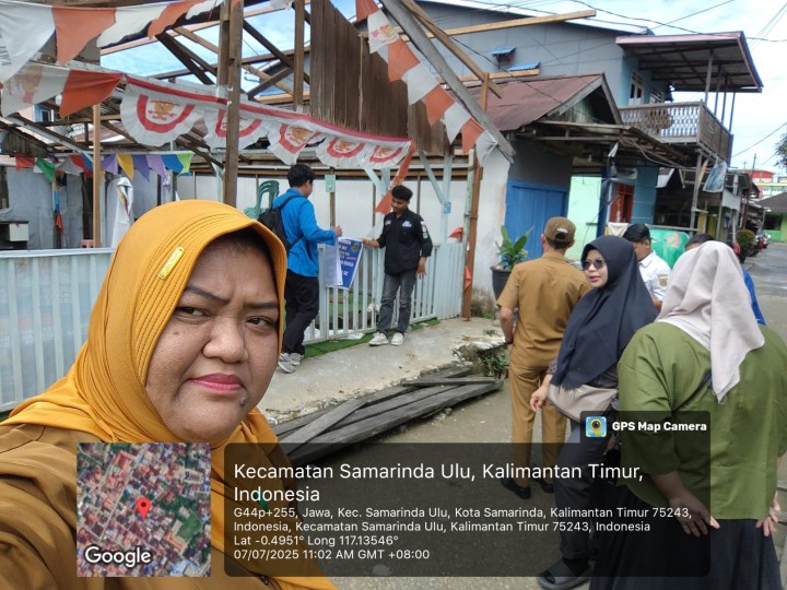 Mohon izin menyampaikan 7/7/2025 Lurah Jawa, Kasi Ekobang & LH Beserta Staff Peninjauan Sarpras Probebaya 2025 (Rehab Balai Pertemuan Warga - sebagian Swadaya Masyarakat) di RT. 19 Kel. Jawa
