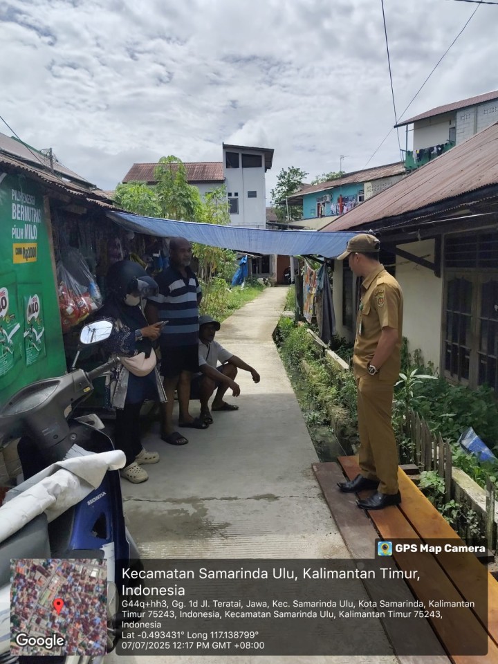 Mohon izin menyampaikan 7/7/2025 Lurah Jawa, Kasi Ekobang & LH Beserta Staff Peninjauan Sarpras Probebaya 2025 (Pembangunan Tutup Parit di Gg. Cempaka, Gg. Teratai & Gg. 2D) di RT. 29 Kel. Jawa - Pokmas BBJ