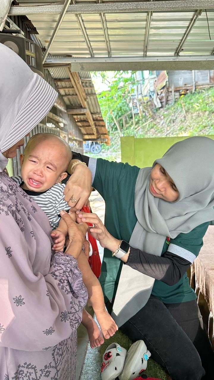 Mohon izin menyampaikan 12/7/2025 Kasi Kesra Kegiatan Kunjungan Posyandu Gading RT 09 dan 10 bersama Pukesmas Pasundan dan Kader