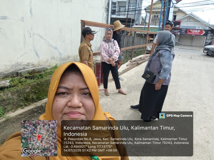 Mohon izin menyampaikan 14/7/2025 Lurah Jawa, Kasi Ekobang & LH Beserta Staff Peninjauan Sarpras Probebaya 2025 (Pembuatan Pagar & Rehab Poskamling) di RT. 39 Kel. Jawa - Pokmas BBJ