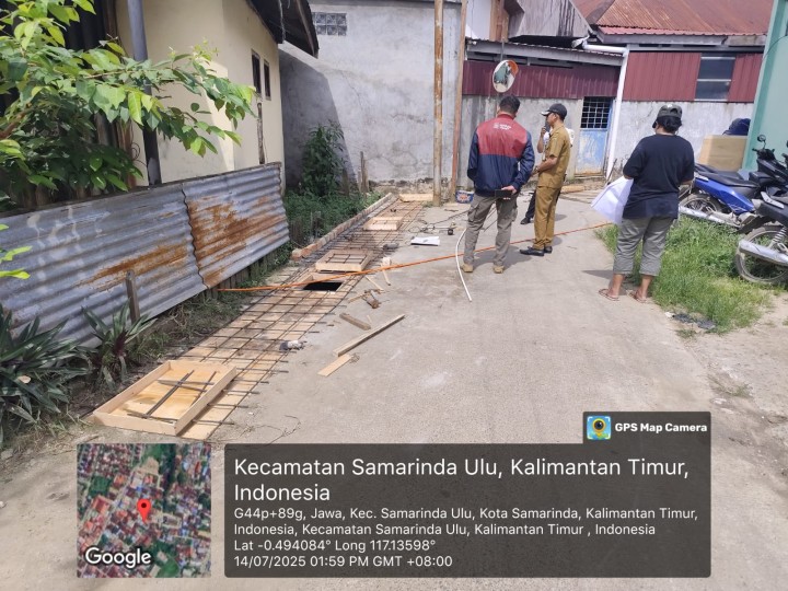 Mohon izin menyampaikan 14/7/2025 Lurah Jawa, Kasi Ekobang & LH Beserta Staff  Peninjauan Sarpras Probebaya 2025 (Pembuatan Tutup Drainase Beton) di RT. 25 Kel. Jawa - Pokmas PMB