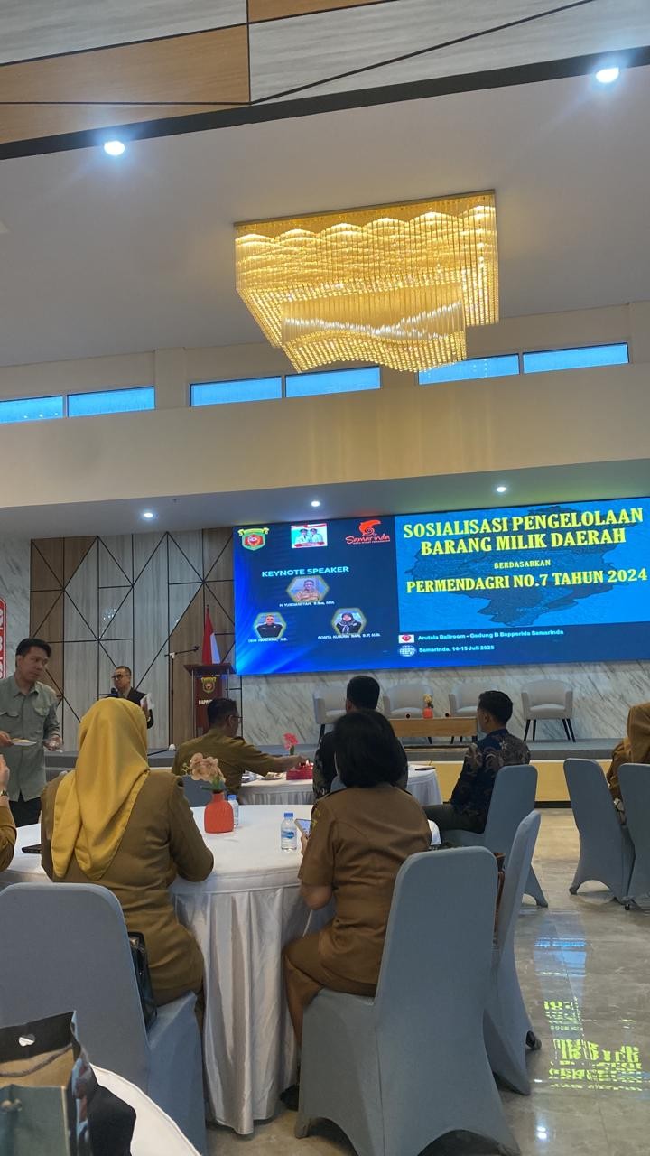 Mohon izin menyampaikan 15/7/2025 Staff Kelurahan Jawa menghadiri kegiatan Sosialisasi Pengelolaan Barang Milik Daerah Kota Samarinda