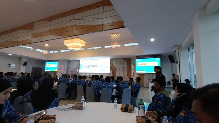 Mohon izin menyampaikan 17/7/2025 Lurah Jawa menghadiri kegiatan Sosialisasi mandiri sekuritas kepada jajaran pemerintah kota Samarinda