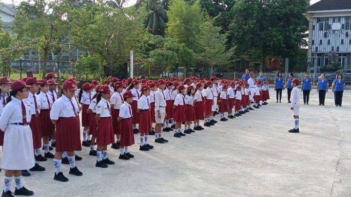 Mohon izin menyampaikan 21/7/2025 Lurah kel.Jawa Kepala Pimpinan Pukesmas Pasundan dan Staf/Petugas PKM pasundan Kasi Kesra Kel.Jawa dan staf, Babinsa Kel.Jawa, BabinKantibmas Kel jawa, Plt. Ketua TP.PKK kel jawa melakukan Apel Gabungan memperingati Hari Anak Nasional Tahun 2025  Kelurahan jawa dan SD Katolik 1  WR.Soepratman Kelurahan Jawa  Kec.Samarinda Ulu